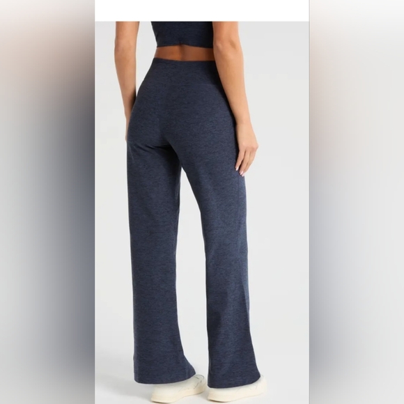 Zella Renew Straight Leg Pants Sz S-M - Picture 2 of 12